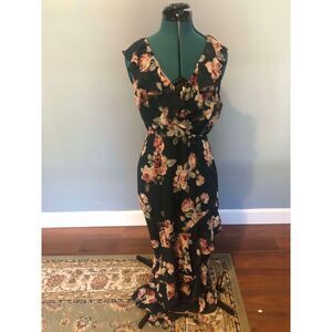 Lulus Emerald Green and Pink Floral V-Neck Ruffle Maxi Dress, size M